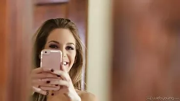 Babe lucah urut awek sensual Bailey Brooke suka seks intensif pada waktu pagi