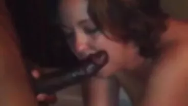 Dewi slutty dengan buah dada besar Della Dane video lucah batang besar bercinta dengan gaya doggy