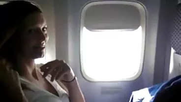 Perempuan murahan pejabat yang comel Paige Owens bercinta dengan bosnya yang cantik video lucah mama