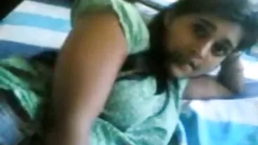 Teman wanita berambut perang Chloe Cherry kacau keldai oleh jolok sedap BBC