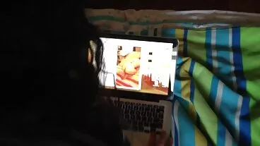 Milena Devi berambut perang langsing sensual semakin kacau di tepi cerita lucah bertudung labuh jalan