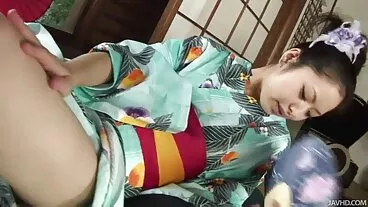 Remaja dengan bahagian bawah besar yang cikgu lucah cantik Sloan Harper ditembusi oleh batang besar