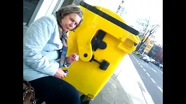 Permaisuri tekak yang video lucah erra fazira cantik, Cathy Heaven bertindak seperti setiausaha yang baik