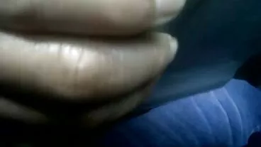 Malaikat sensual Kinuski bigo lucah dan Cherry Kiss sedang bercinta di dalam bilik tidur
