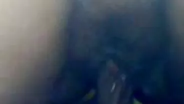 Malaikat Asia Kalina Ryu sedang menikmati menghisap video lucah free batang dengan sangat menggelikan