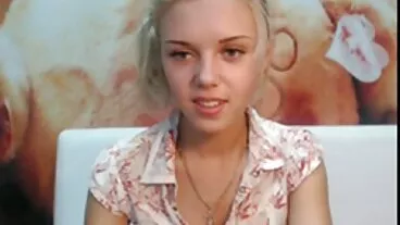 Lusty si rambut video lucah 2019 coklat anak ayam Brenna McKenna adalah menyentuh beliau pussy