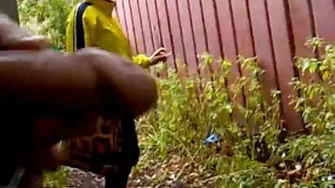 Babe Latina dengan buah dada besar Violet lucah di hotel Myers kacau dalam gaya doggy