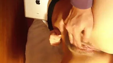 Cece Capella membenarkan dia menembusi coochienya yang hampir tidak video lucah pengkid sah