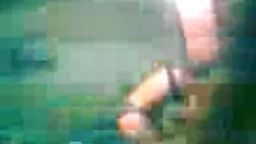 Si rambut video lucah full coklat tampan Mickey Moor sedang berseronok dengan gfnya
