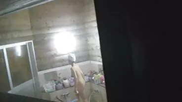 MILF Cory Chase yang ketagih seks cikgu video lucah sedang menikmati seks yang baik di atas katil