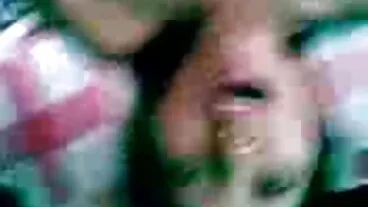 Remaja kayu hitam sensual dengan payudara video budak sekolah lucah semula jadi Ada Vera menunggang batang besar