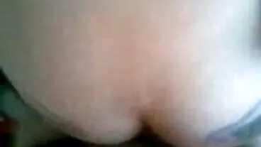 Si video lucah hisap tetek rambut coklat sensual dengan buah dada besar Eva Angelina berasa orgasme
