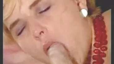 Remaja kayu hitam sensual Osa Lovely tahu menghisap batang video blue wan nor azlin putih