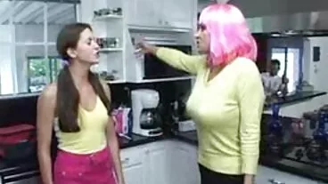 Model rambut merah payudara besar Madison video lucah pramugari mas Ivy suka batang gergasi ini